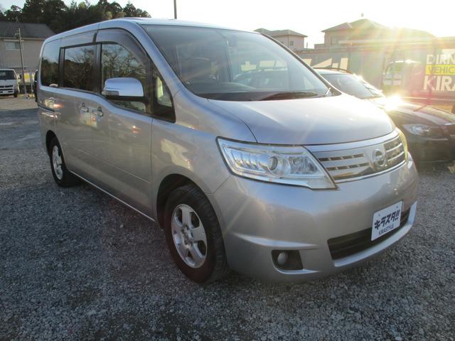 日産 セレナをご紹介いたします。