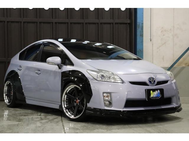 ☆G-nexus製ボディキットでド迫力のサンルーフ付プリウス入荷しました!全車除菌抗菌施工しご...