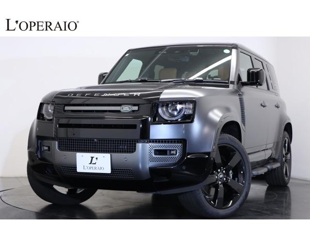 日本限定で販売された当車両はスーパーチャージャー付5LV8エンジンを搭載し、SUVとは思えない...