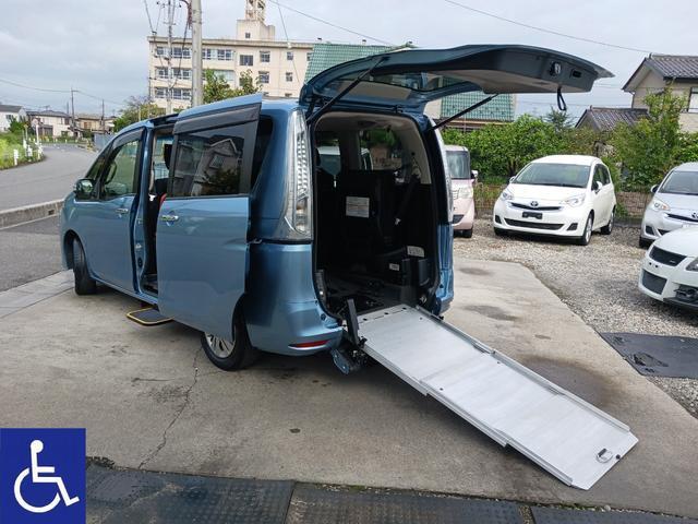 後期型 福祉車両 車いす1名サード仕様 送迎タイプ♪ 電動固定 オートステップ アシストグリッ...