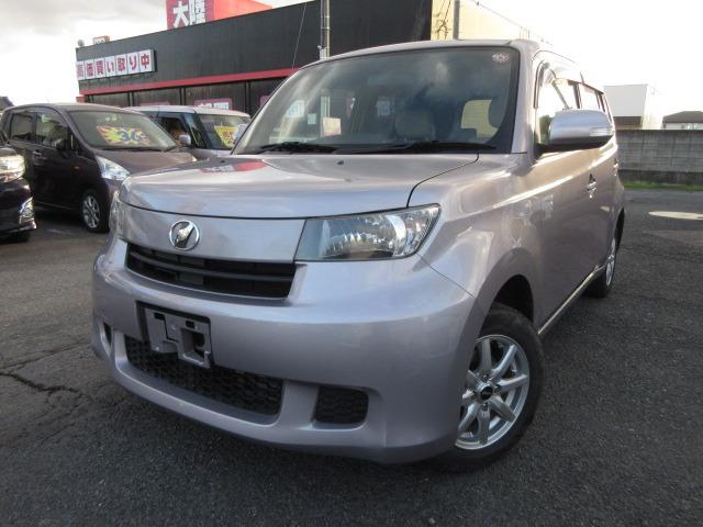 外装はキズやヘコミの少ない綺麗なお車です。現車の確認をオススメします。